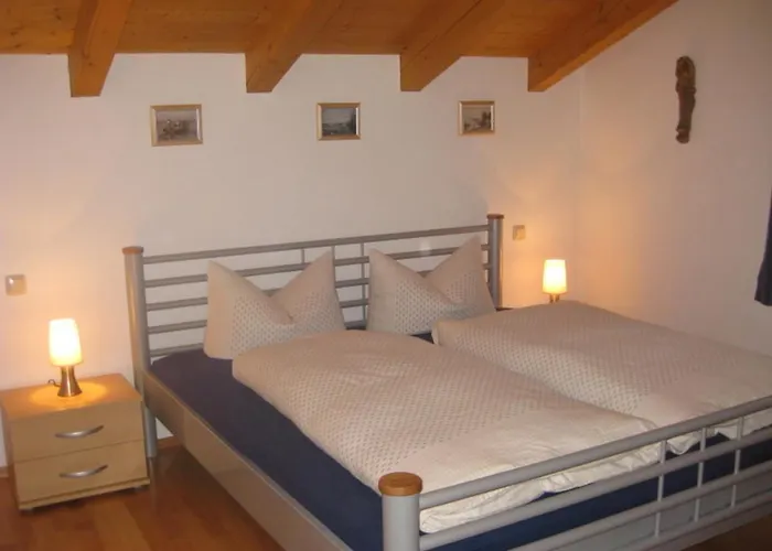 Adersberger Annemarie -